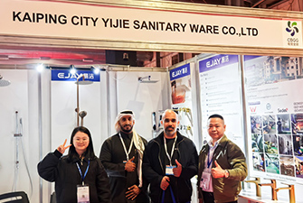 易洁亮相RIYADH EXPO， 探索中东市场新机遇